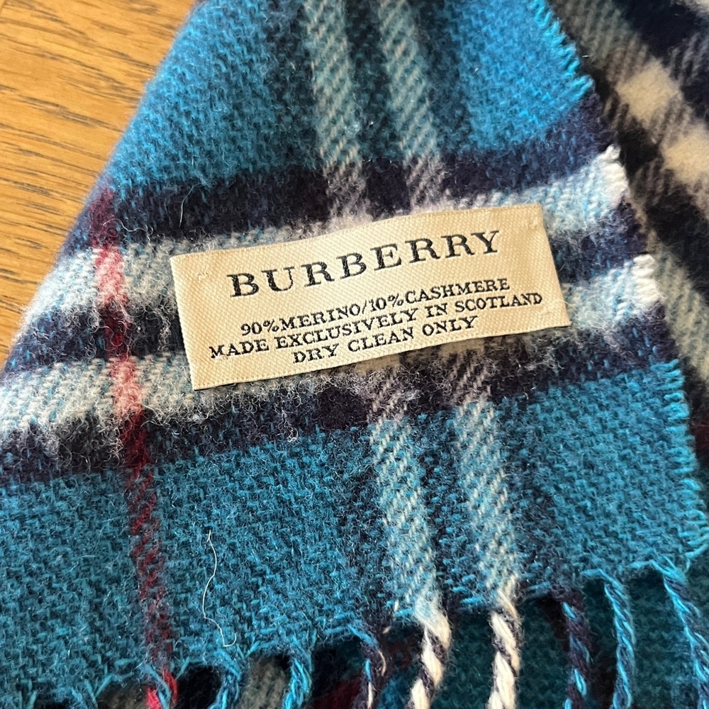 EUC Burberry Teal and Navy Merino Wool and Cashmere Blend Scarf with Fringe - Picture 2 of 8